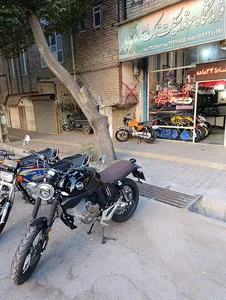 نمایشگاه موتور سیکلت تک رو