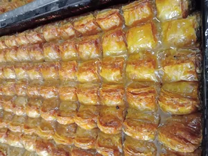باقلوا مودتی 3
