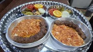 صبحانه خوری گیل و دیلم