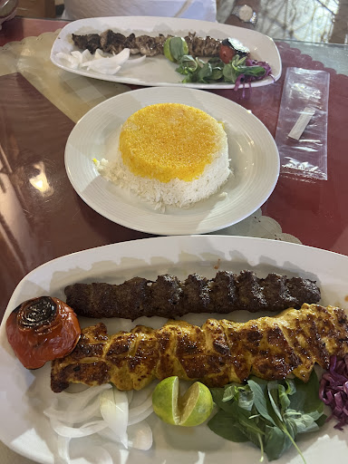 رستوران شاپوری
