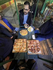 رستوران میرزا
