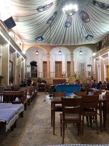 هتل رستوران سنتی حاج ملک 3