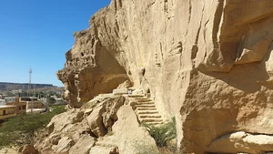 غارهای بان مسیتی
