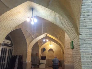 مسجد باقر آباد 4