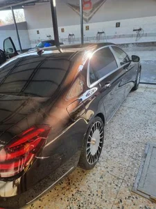 کارواش و دیتیلینگ V8