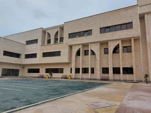 دبیرستان استعدادهای درخشان فرزانگان ۴ اهواز