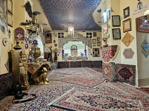 (سفره خانه و شربت خانه بیستون)ساختمان بهداری قدیم بیستون