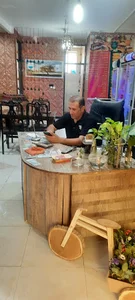 رستوران مهزیار مدیریت داریوش زمانی