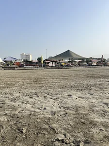 چالوس . ساحل ارام