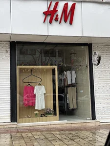 H&M