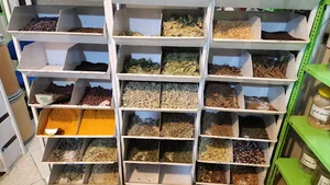 عطاری گیاهان دارویی پراهوم