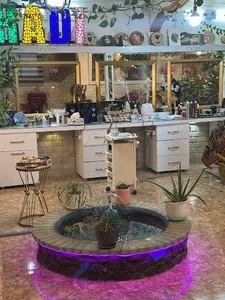 سالن زیبایی هادی
