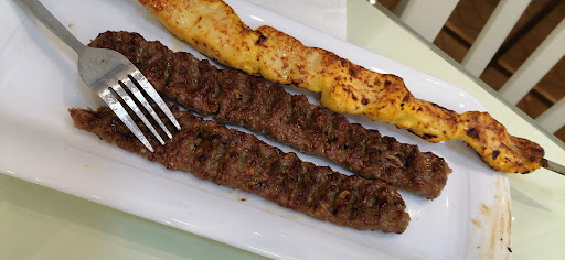 کبابی اکباتان
