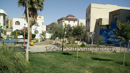 بوستان سه‌راه کارخانه