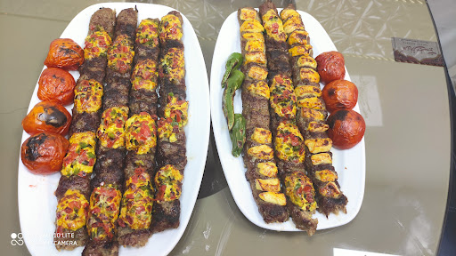 کباب سرای حاج رضا حسینی