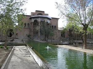 عمارت خسروآباد
