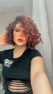 خدمات تخصصی ناخن سحر موحد 3