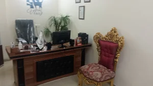 کلینیک دامپزشکی و مرکز واکسیناسیون(مایه کوبی) و پت شاپ پالس