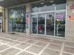 فروشگاه مرکزی متین خودرو 4
