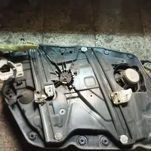 شیشه اتومبیل ستاری 3