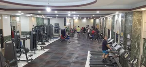 باشگاه بدنسازی اسکای