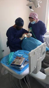 دندانپزشکی دکتر نیما محقق