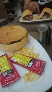 Khooshe Restaurant