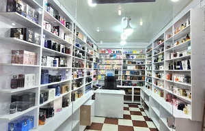 گالری عطر و ادکلن عزیزپور