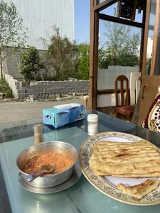 « چای خانه « کلبه طاها