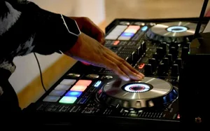 موزیک زنده Dj Davood 2