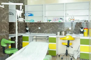 درمانگاه پوست و مو امین 4