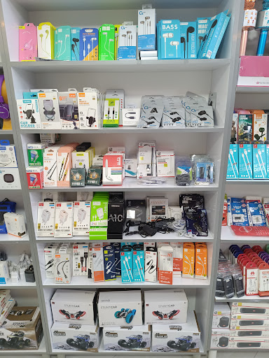 خدمات موبایل و کافینت رضا