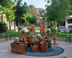 باغ تالار ونوس