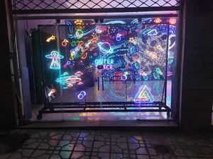 نئون آنلاین