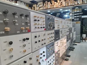 فروشگاه یراق آلات رضا