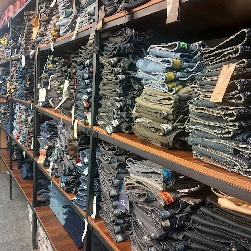 میدان باباطاهر
