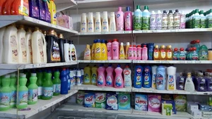 فروشگاه مواد غذایی قنبری