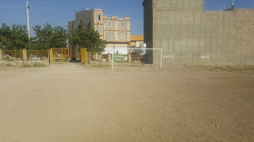 زمین فوتبال ولیان