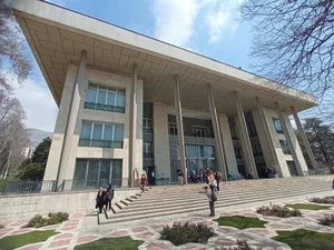 مجموعه فرهنگی تاریخی نیاوران 3