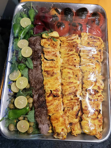 رستوران چنار