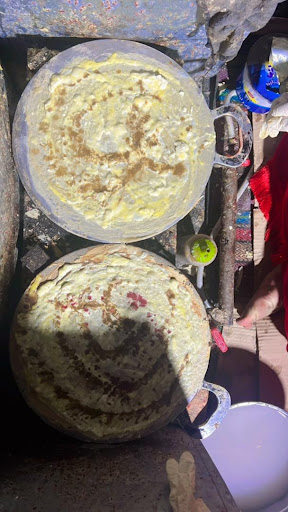 نان توموشی مش مریم😋