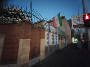 دبستان دخترانه متقین