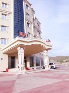 هتل و مجتمع گردشگری رویال