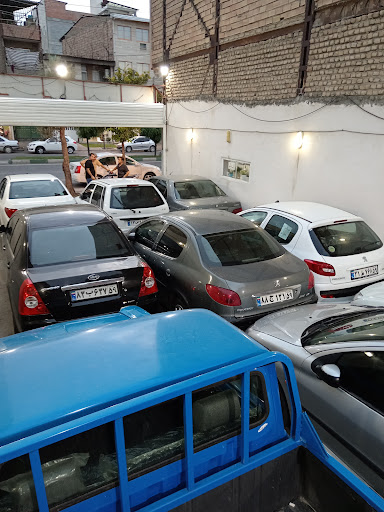 نمایشگاه اتومبیل اکباتان