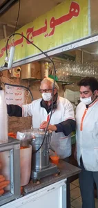 آبمیوه و بستنی فروشی عمو حسن 4