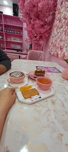 کافه صورتی