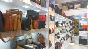 کیف و کفش پاشنه طلا