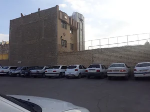 پارکینگ عمومی