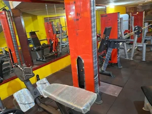باشگاه بدنسازی معینی 4