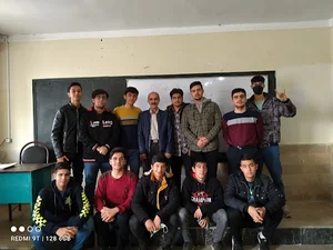 دبیرستان آیت‌الله خامنه‌ای
